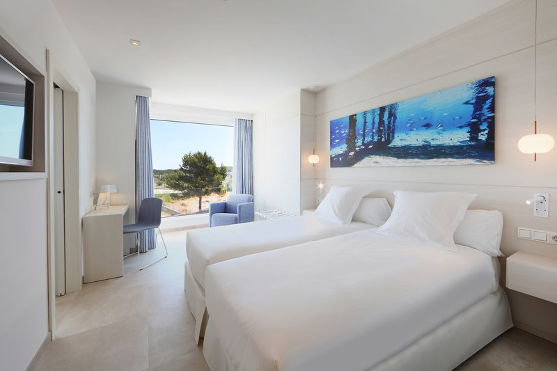 Iberostar Selection Santa Eulalia Ibiza 25