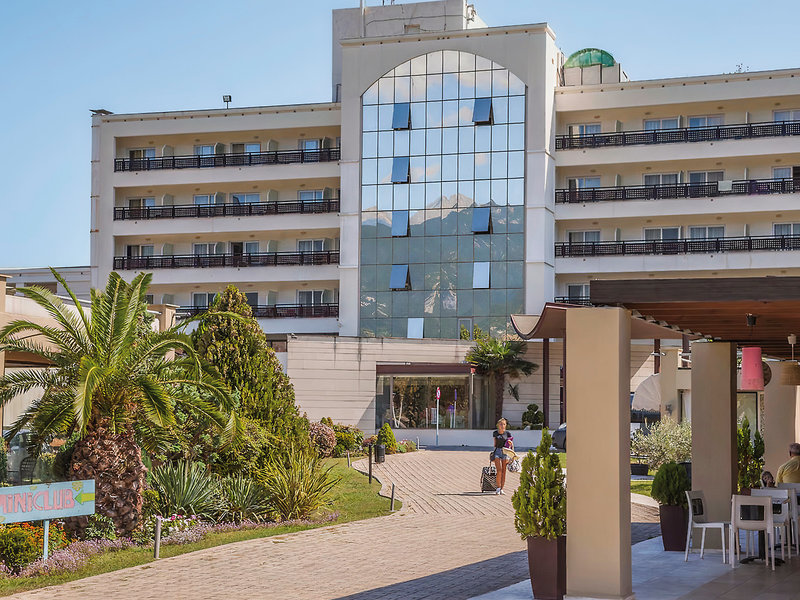 Olympian Bay Grand Resort 12