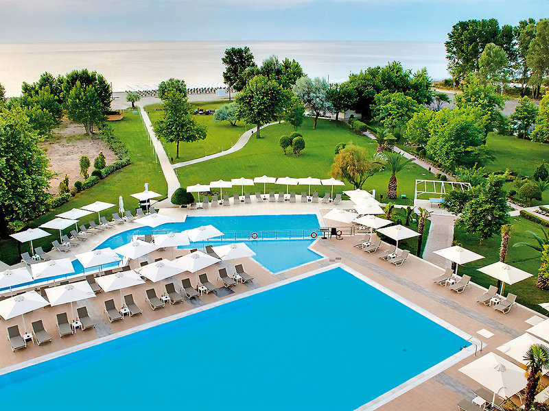 Olympian Bay Grand Resort 24