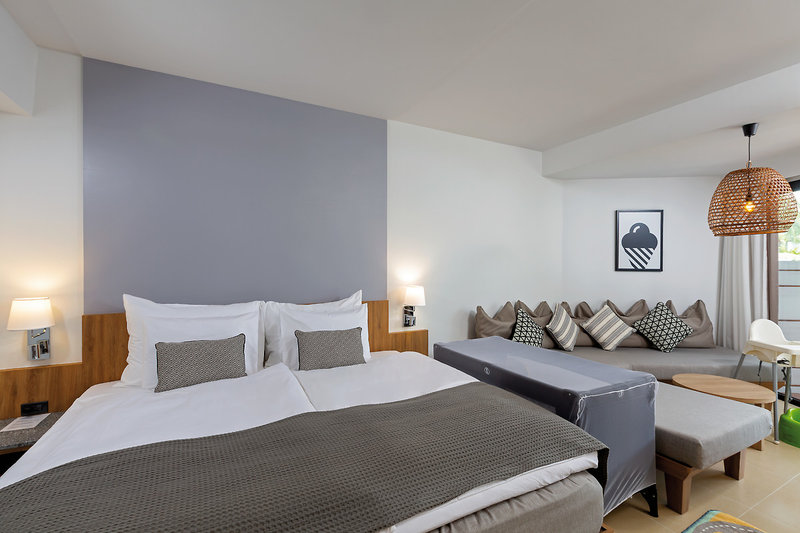 Sunwing Kamala Beach 37