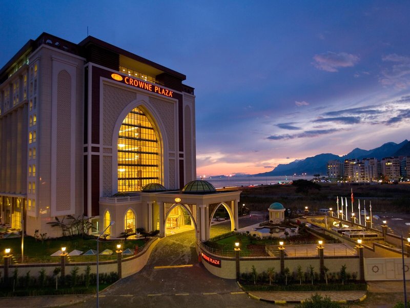 Crowne Plaza Antalya 1