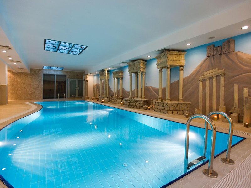 Crowne Plaza Antalya 8