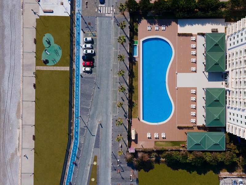 Crowne Plaza Antalya 10