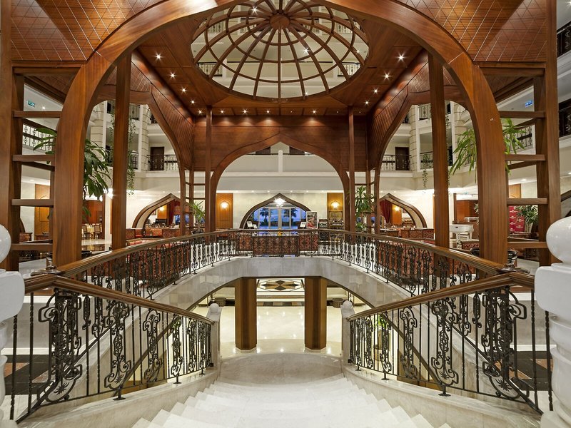Crowne Plaza Antalya 18