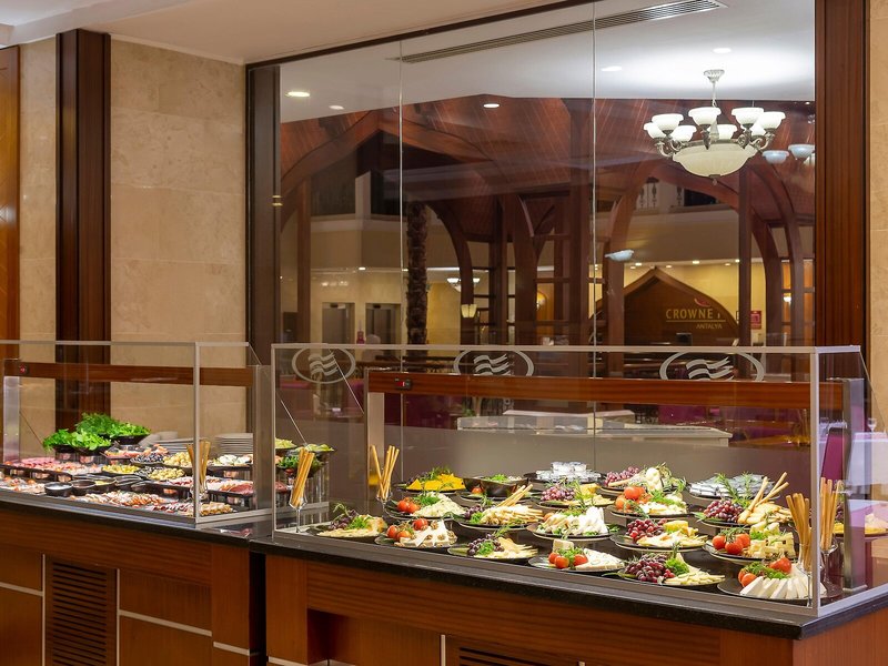Crowne Plaza Antalya 32