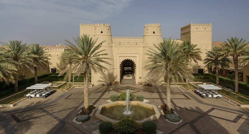 Qasr Al Sarab Desert Resort by Anantara 3