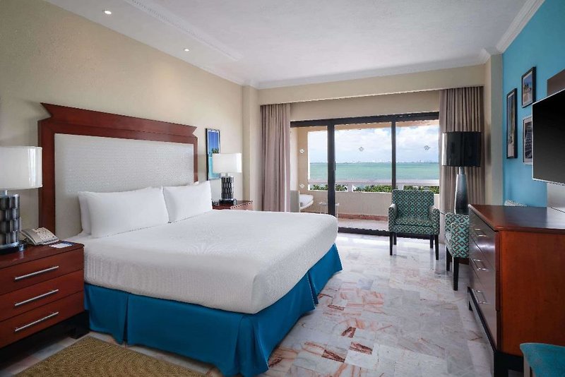 Omni Cancun Hotel & Villas 5