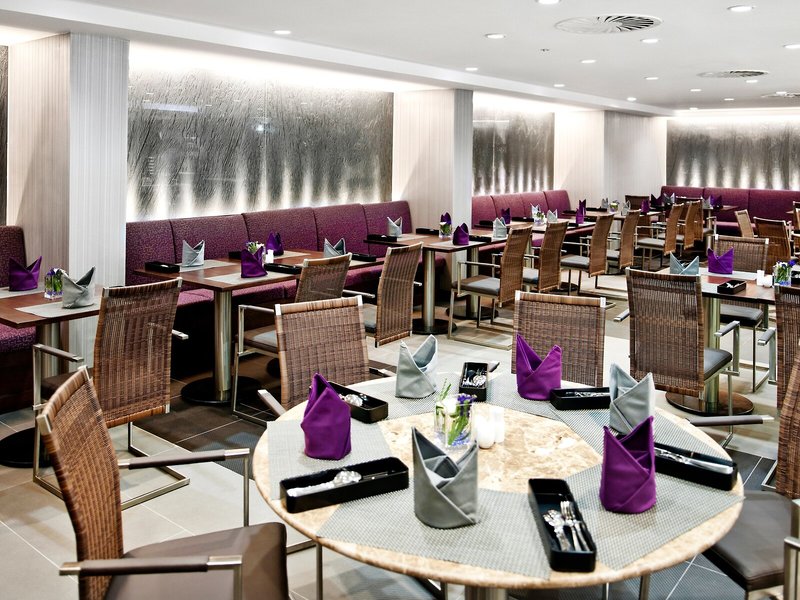 Eastin Grand Hotel Saigon 21