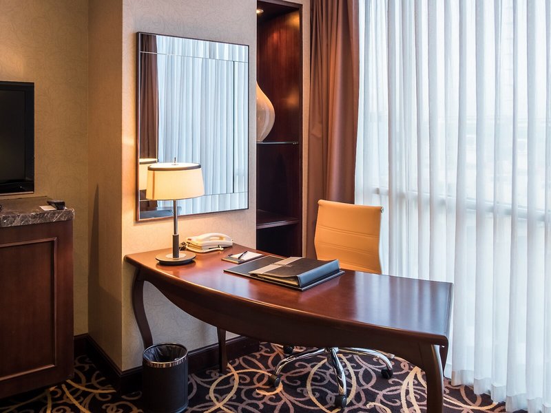 Eastin Grand Hotel Saigon 35