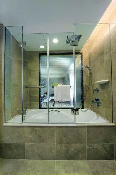 Eastin Grand Hotel Saigon 42
