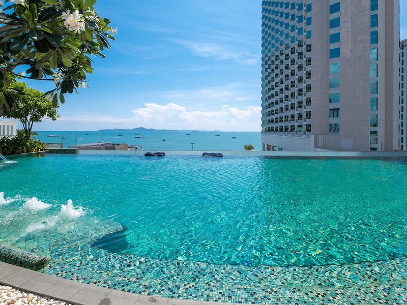 Holiday Inn Pattaya 16