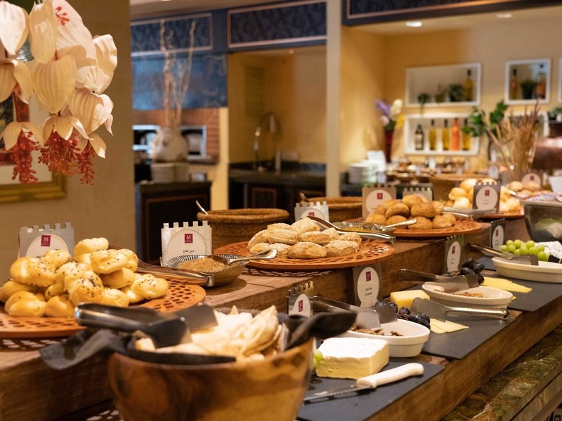Mövenpick Ibn Battuta Gate Hotel Dubai 7