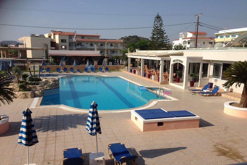 Rhodian Rose Hotel 4