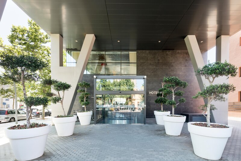 Hotel 4 Barcelona 5