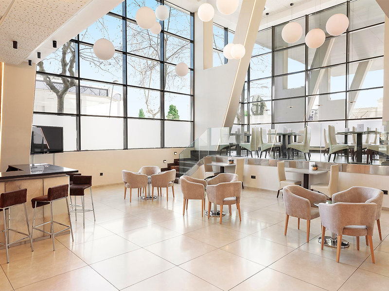 Hotel 4 Barcelona 3