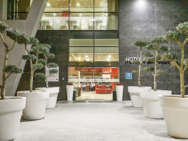 Hotel 4 Barcelona 4