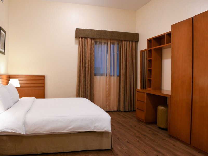 Ramada Hotel & Suites Ajman 17