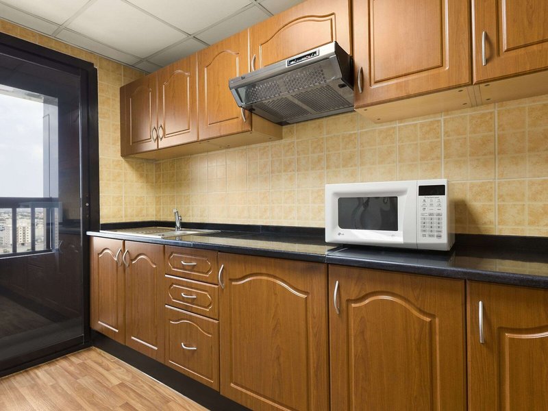 Ramada Hotel & Suites Ajman 25