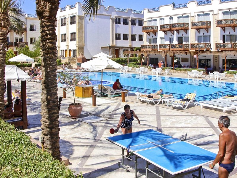 Falcon Naama Star 15