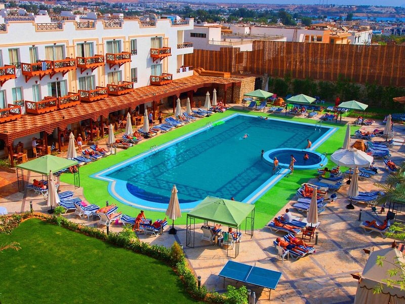 Falcon Naama Star 21
