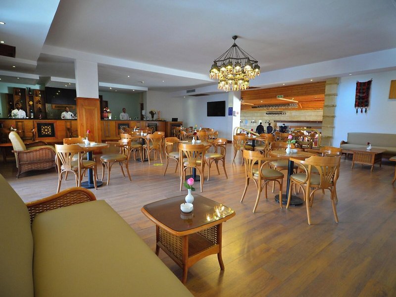 Falcon Naama Star 30
