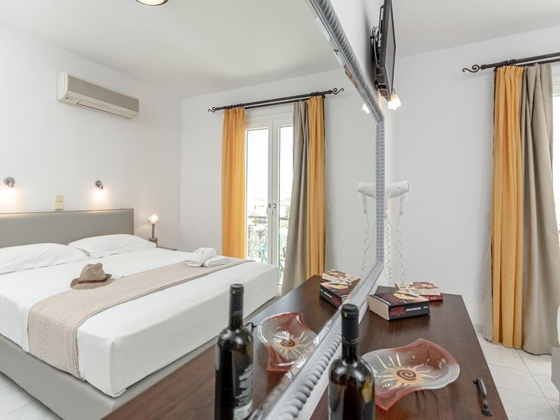 Annita's Village Hotel 6