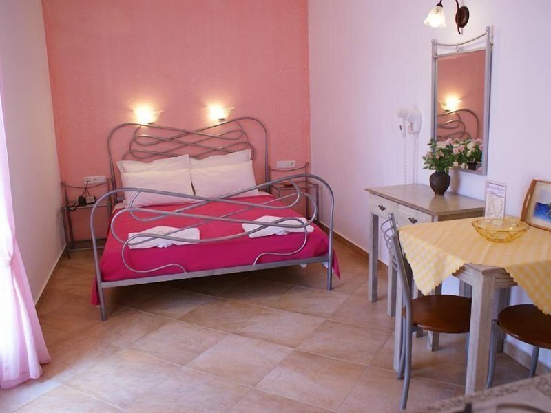Annita's Village Hotel 7