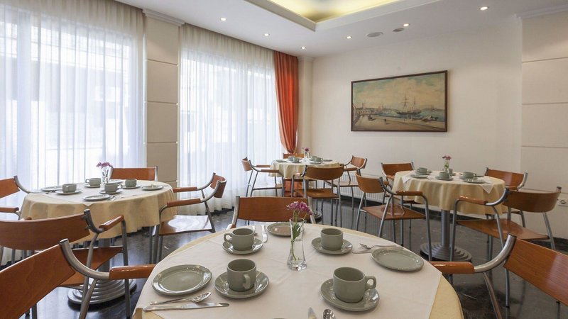 Lilia Hotel 2 - Conference Room