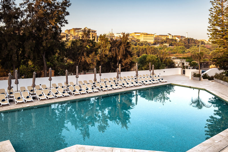 Urban Valley Resort & Spa 11