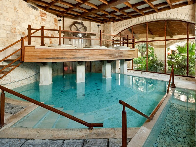 UNAHOTELS Regina Bari  5