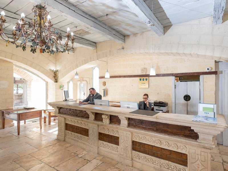 UNAHOTELS Regina Bari  13