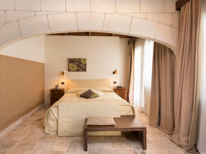 UNAHOTELS Regina Bari  20