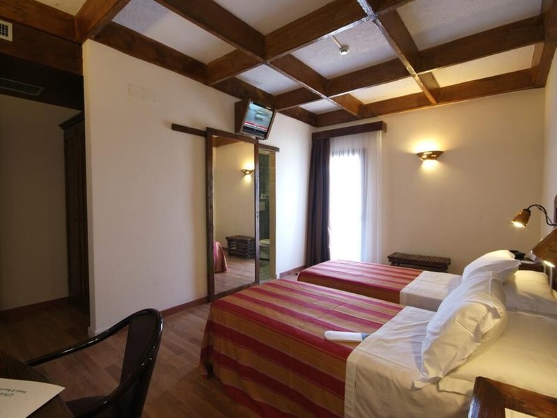 UNAHOTELS Regina Bari  21