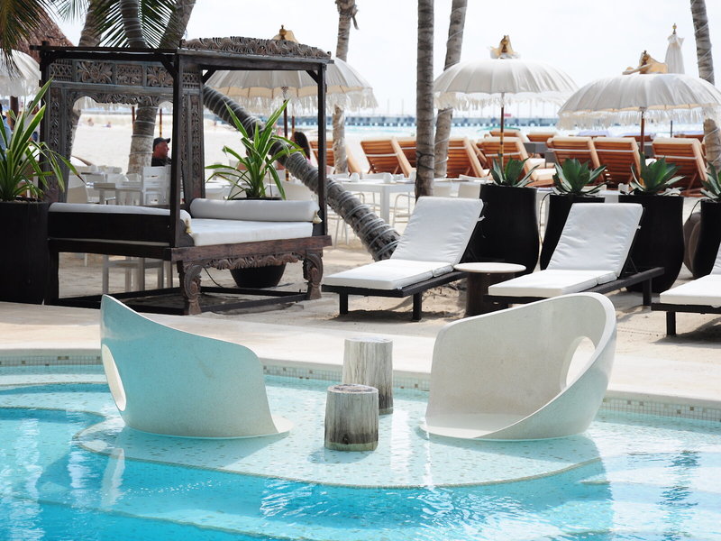 El Taj Oceanfront & Beachside Condo Hotel 16