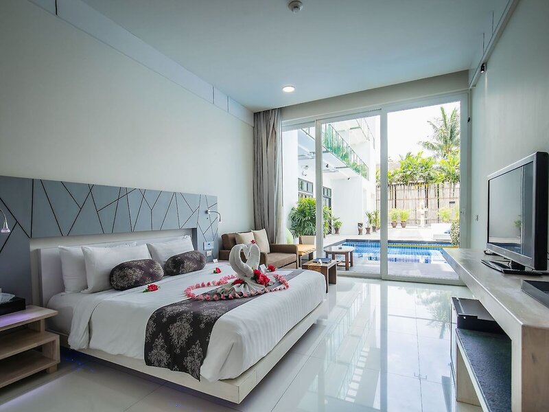 KC Beach Club & Pool Villas 4