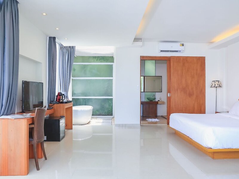 KC Beach Club & Pool Villas 9