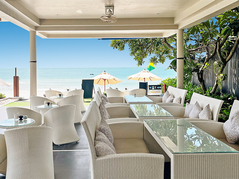 KC Beach Club & Pool Villas 7