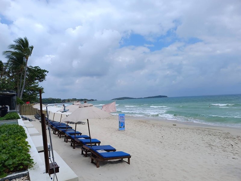 KC Beach Club & Pool Villas 6