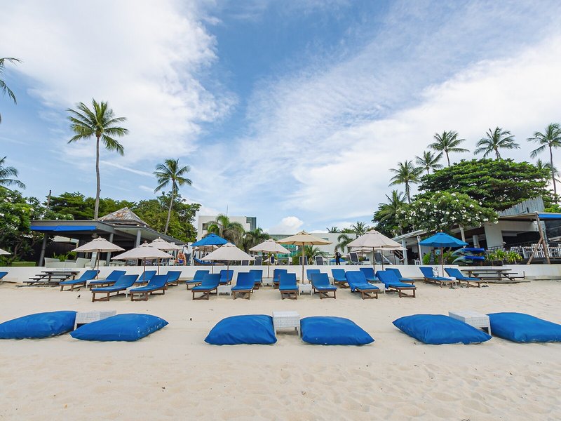 KC Beach Club & Pool Villas 11
