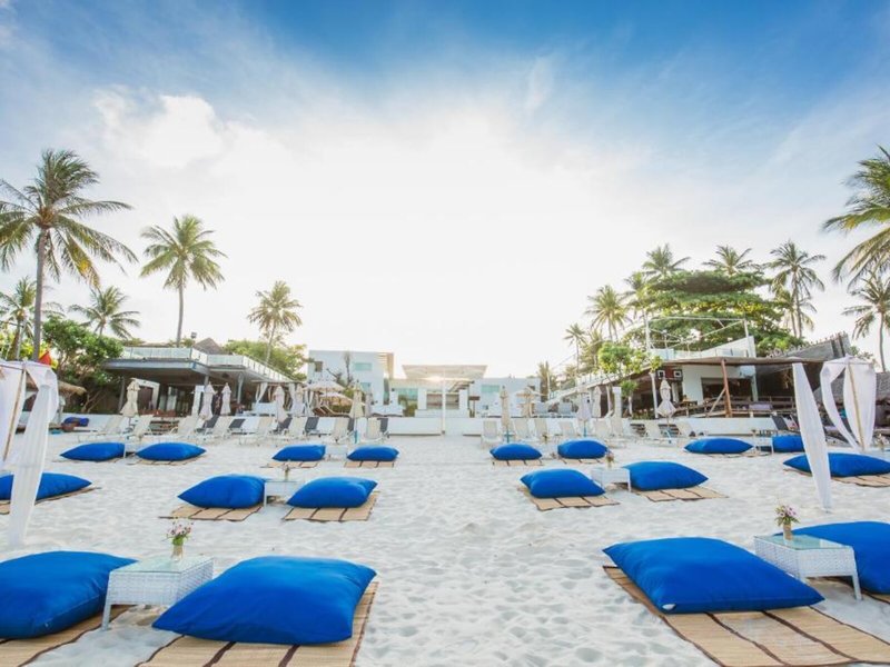 KC Beach Club & Pool Villas 12