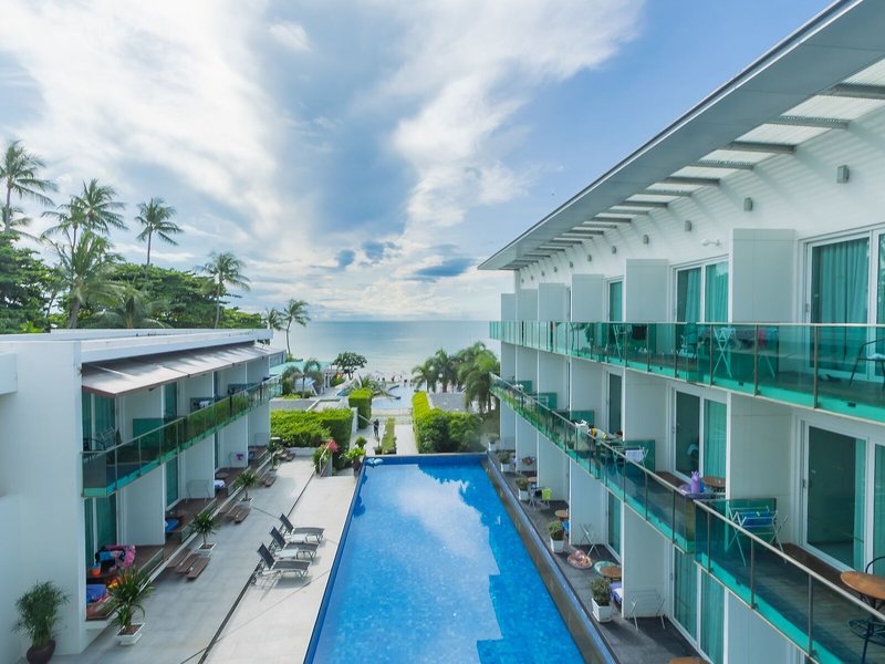 KC Beach Club & Pool Villas 14
