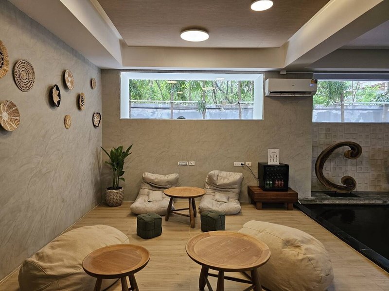 KC Beach Club & Pool Villas 20