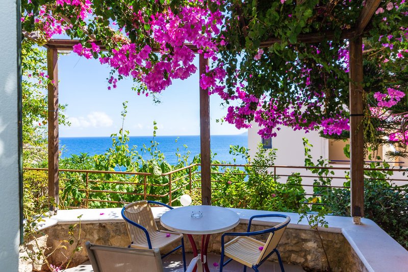 Ormos Atalia Village 8