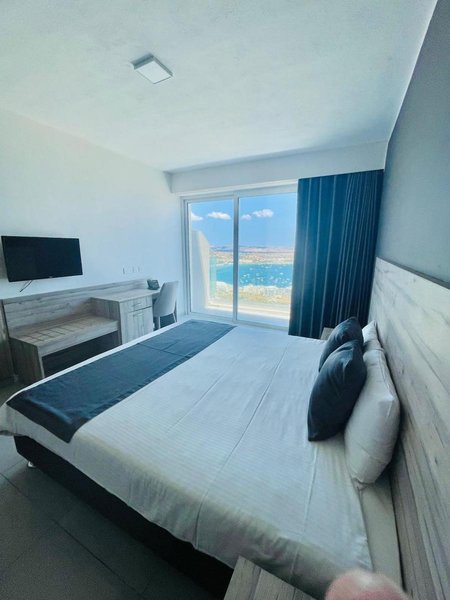 Hotel VIU57 6 - Room Example
