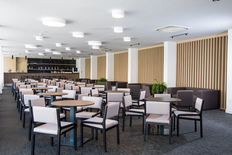 Hotel Osmine 8