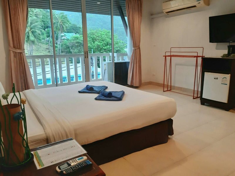 Karon Living Room 22