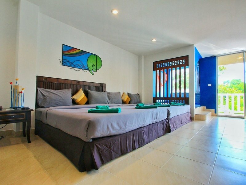 Karon Living Room 9