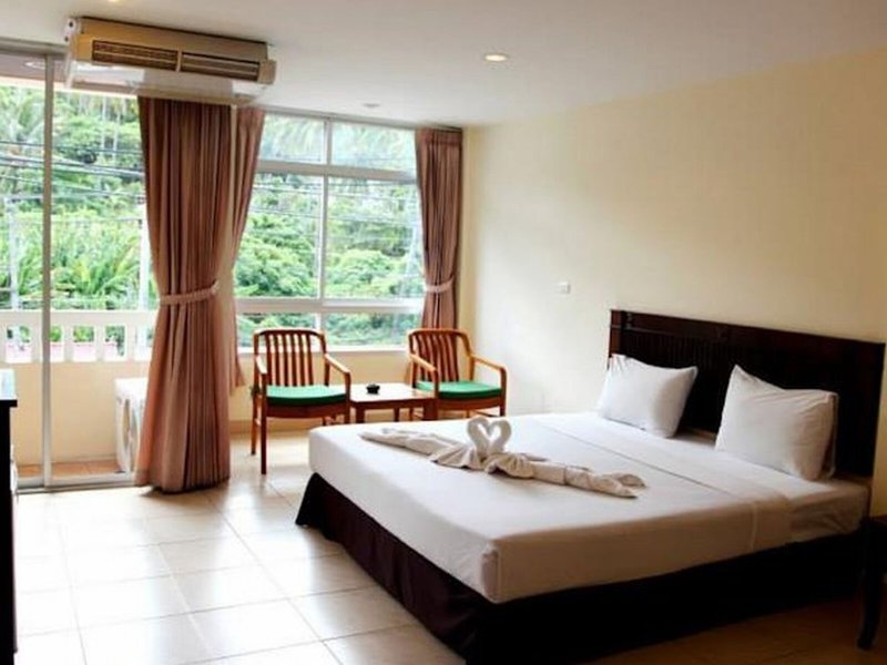 Karon Living Room 13