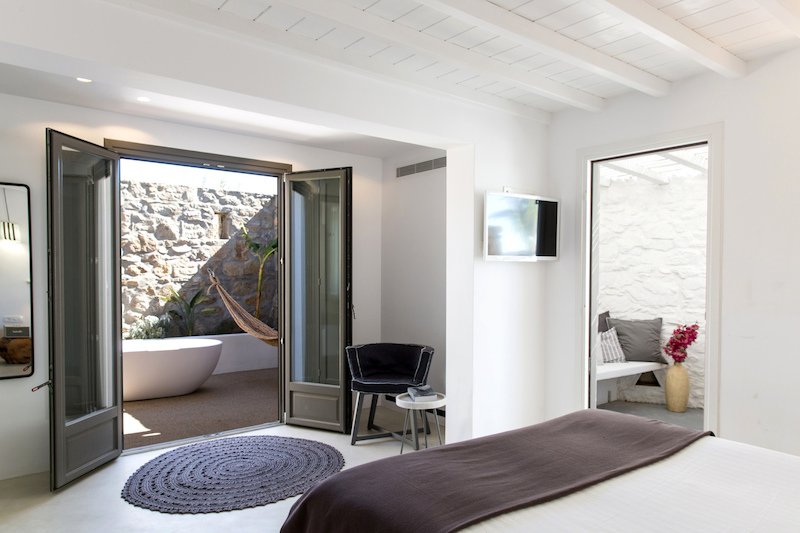 Ostraco Suites 8