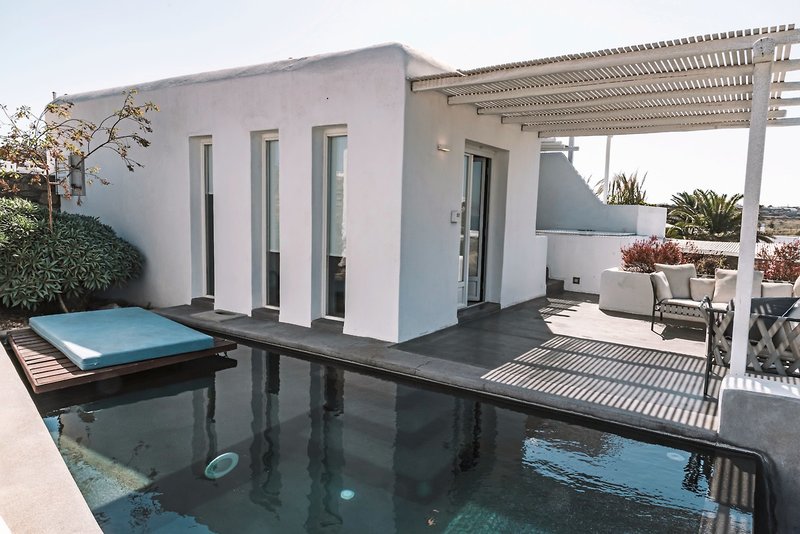 Ostraco Suites 9
